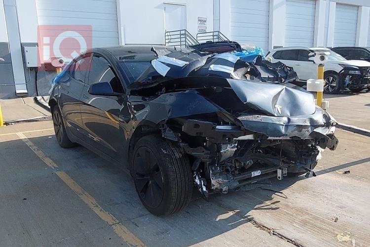 تسلا موديل 3